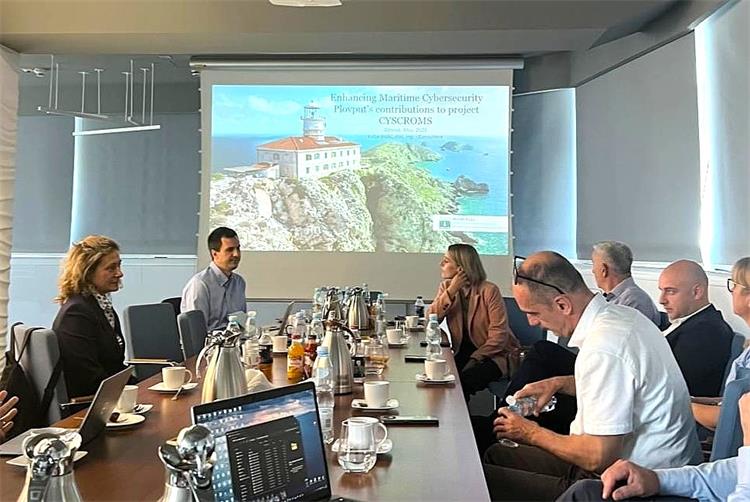 Slika /slike/foto 5_25/foto USP CRYSM-PL 29-5_25/nsl USP CRYSM-PL 29-5_25.jpg